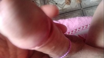 Spēlēšanās ar manu locekli un manu suni kopā ar mani